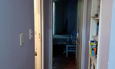 Casa  en venta en Ranelagh de 4 ambientes c/pileta.  Casco de Ranelagh.