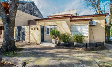 Casa en Venta- Gran terraza La Lucila-Vias/Maipu