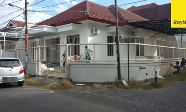 Rumah Pojok Dijual di Simpang Darmo Permai Selatan, Surabaya