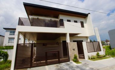 Brand new Single detached hOuse 5bedrOOms n pasig Greenwoods