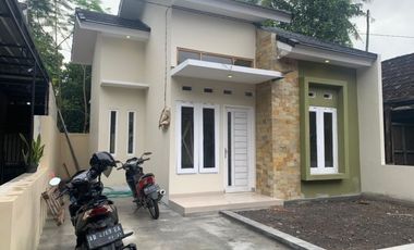 400JT-an Rumah Minimalis di Ngaglik!!
