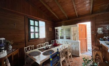 2 casas de madera de 1 nivel