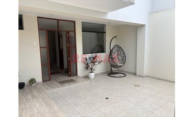 Alquiler De Casa En Condominio