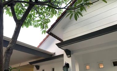 Rumah Bagus Full Furnished di Perumahan Delta Tiara Sidoarjo