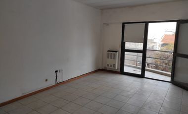 EN VENTA - DEPARTAMENTO EN SANTA ROSA