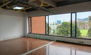oficina en arriendo en chico norte. Cod A52052