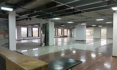 oficina en arriendo en chico norte. Cod A52052