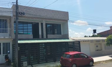 casa en venta en ur villa kolping. Cod V12422