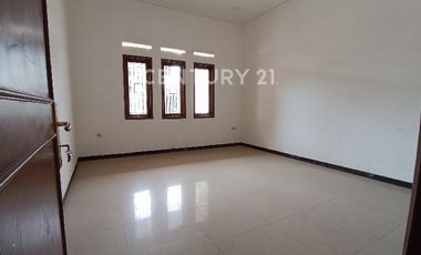Rumah Siap Huni Di Komplek Pasadena Kota Bandung