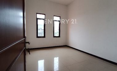 Rumah Siap Huni Di Komplek Pasadena Kota Bandung