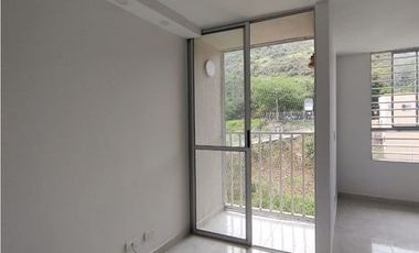 apartamento en arriendo en aguacatal. Cod A9190547