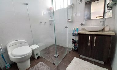 apartamento en arriendo/venta en edificio torre rfp piso 20. Cod A13864