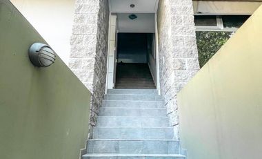MUY LINDO DEPTO 2 AMB EN DUPLEX CON TERRAZA