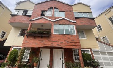 VENTA DE CASA EN FLORIDABLANCA PRADOS DE CAÑAVERAL. Cod V11226