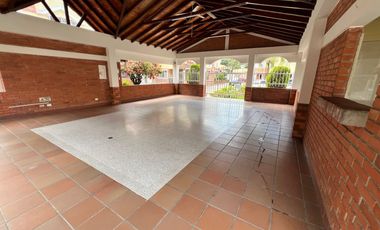 VENTA DE CASA EN FLORIDABLANCA PRADOS DE CAÑAVERAL. Cod V11226