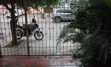 casa en arriendo en santa anita. Cod A725