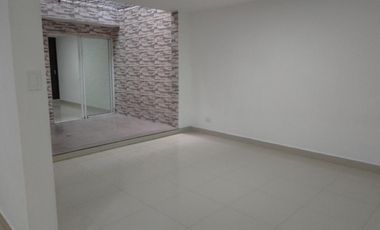 casa en arriendo en santa anita. Cod A725