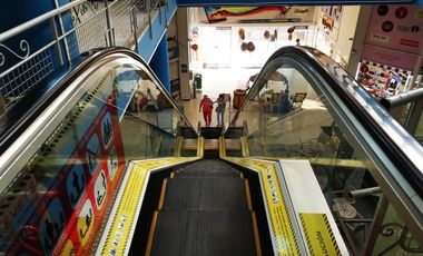 bodega en arriendo en centro comercial la quinta bodega 13. Cod A12369