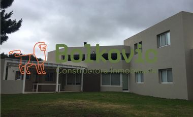 CASA EN VENTA EN COSTA ESMERALDA - RESIDENCIAL I 364