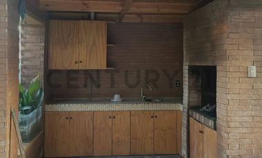 Se vende casa en condominio Valle Araucarias, Buin