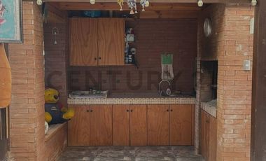 Se vende casa en condominio Valle Araucarias, Buin