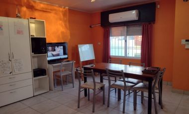 VENTA de CASA y GALPON - 2 DE ABRIL, SAN BENITO