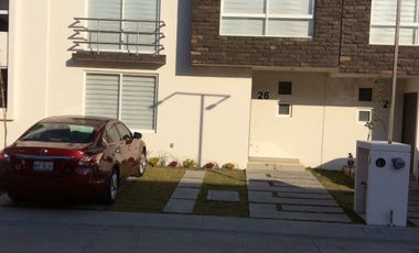 Casa en renta y venta en San Mateo