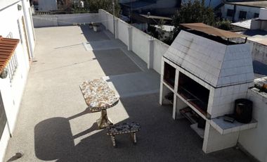 Barbaro Vende Galpón con vivienda en Billinghurst a metros de Av, Eva Perón