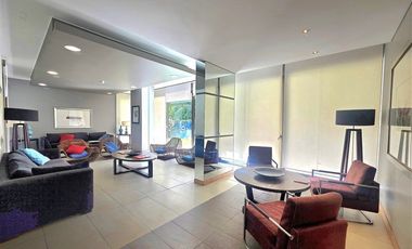 Departamento en venta de 2 dorm. Parque Arauco, Las Condes