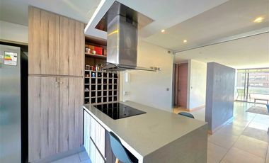 Departamento en venta de 2 dorm. Parque Arauco, Las Condes