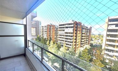 Departamento en venta de 2 dorm. Parque Arauco, Las Condes