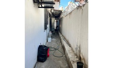 SE VENDE CASA COMERCIAL CON PISCINA UNIFAMILIAR EN CALLE 50