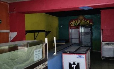 Edificio Comercial - Universidad