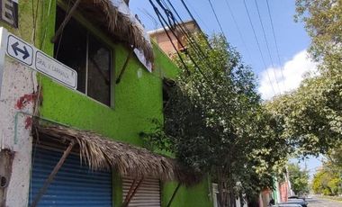 Edificio Comercial - Universidad