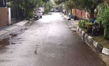 Rumah di komplek Aman dan Asri di Antapani | MEYJ