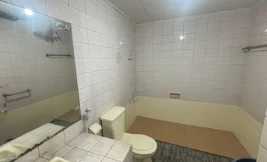 Rumah 2 Lantai Depan Taman Di Tebet Utara Jakarta Selatan