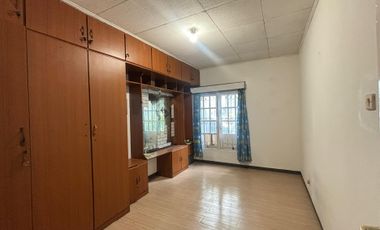 Rumah 2 Lantai Depan Taman Di Tebet Utara Jakarta Selatan