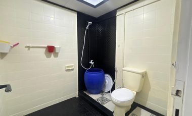 Rumah 2 Lantai Depan Taman Di Tebet Utara Jakarta Selatan