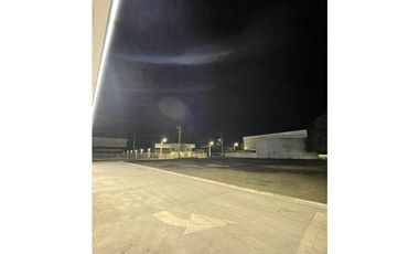 Terreno plano en llano bonito (AA)