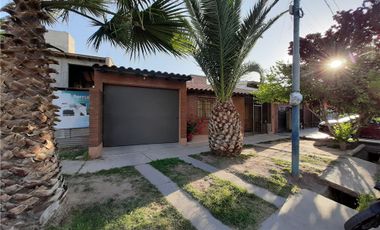 Venta de casa en Godoy Cruz