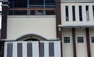 Dijual Rumah Ngagel Wasana Cocok Buat Usaha , Dekat Pucang, Surabaya Timur