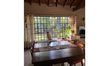 HERMOSA CASA EN LA MEJOR ZONA DE LA BOTA INGENIERO MASCHWITZ