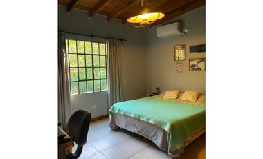 HERMOSA CASA EN LA MEJOR ZONA DE LA BOTA INGENIERO MASCHWITZ