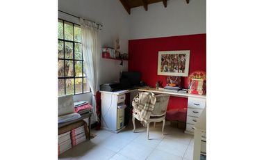 HERMOSA CASA EN LA MEJOR ZONA DE LA BOTA INGENIERO MASCHWITZ