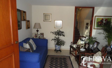 CASA EN VENTA EN JARDINES VALLARTA