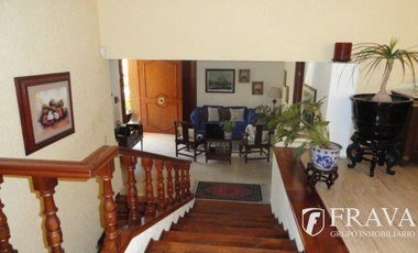 CASA EN VENTA EN JARDINES VALLARTA
