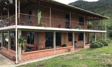 VENTA de FINCAS en DOSQUEBRADAS