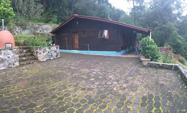 Hermoso Terreno con Cabaña en Venta en Zirahuén