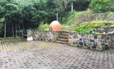 Hermoso Terreno con Cabaña en Venta en Zirahuén