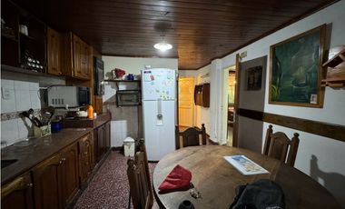 Vendo Casa y Departamentos en Concepción del Uruguay, Entre Ríos.